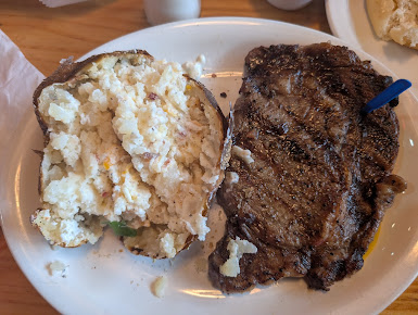 Photo Logan's Roadhouse - 22