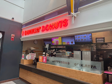 Photo Longwood Galleria Food Court - 23