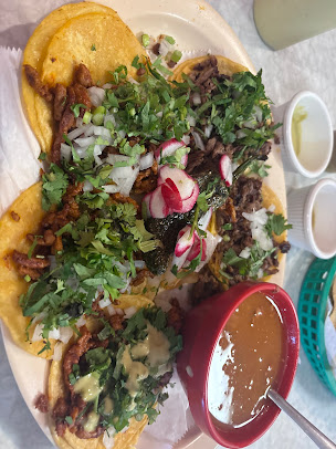 Photo Los Compadres Mexican Restaurant - 14