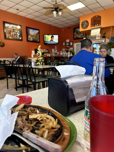 Photo Los Compadres Mexican Restaurant - 28