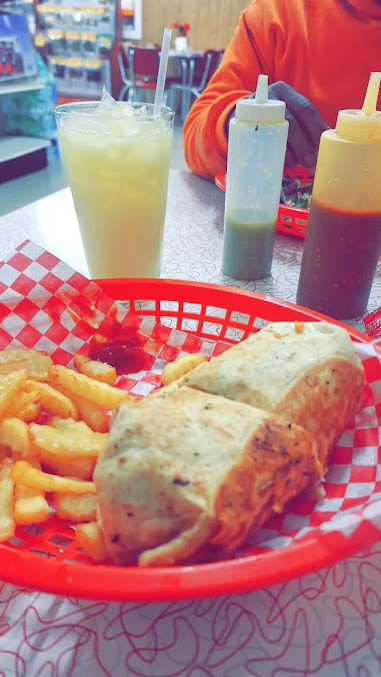 Photo Los Olivos Hot Food And Market - 11