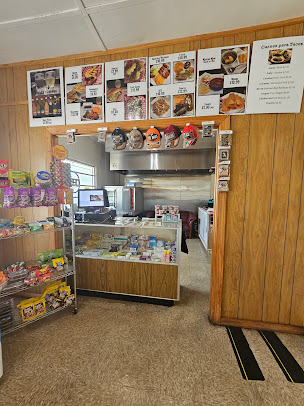 Photo Los Olivos Hot Food And Market - 12