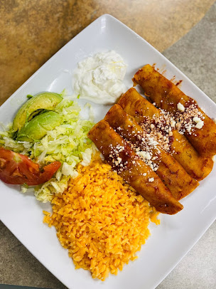 Photo Los Olivos Hot Food And Market - 15