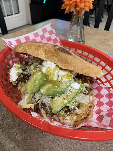 Photo Los Olivos Hot Food And Market - 20