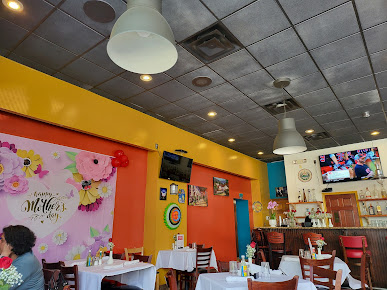 Photo Los Primos Latin American Cuisine - 12