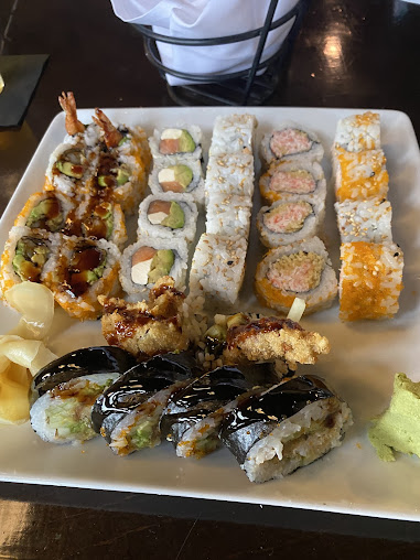Photo Lotus Chophouse Sushi Bar - 14