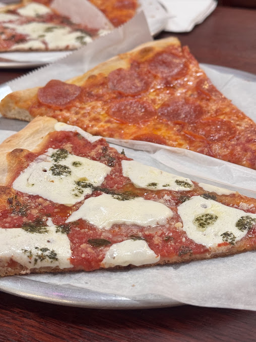 Photo Luigi's Pizza - 17