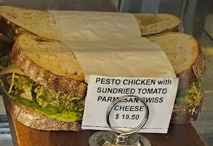 Photo M Deli Cafe - 15