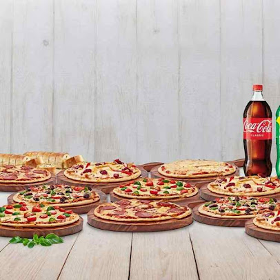 Photo Mad Toppings Randwick Pizza - 27