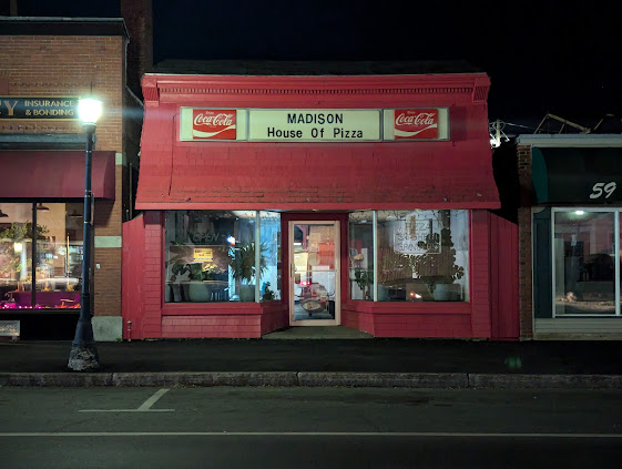 Photo Madison House Of Pizza - 9