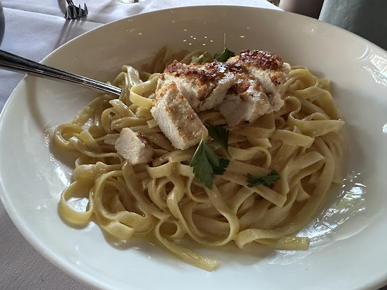 Photo Maggianos Little Italy Dallas - 18