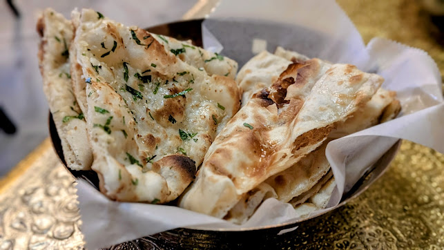 Photo Maharani Palace Fine Indian Cuisine Bar - 8