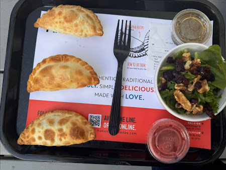 Photo Makus Empanadas - 16