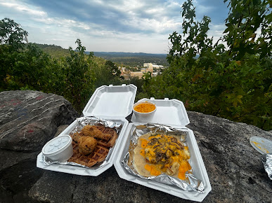 Photo Mama Vees Southern Homestyle Cuisine - 9