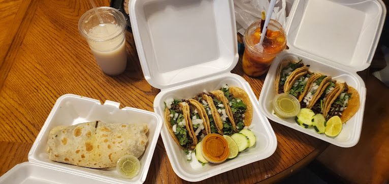 Photo Marianas Tacos Y Paletas - 24