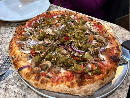 Photo Marios Pizzeria Ristorante Paseo And Wyoming - 14