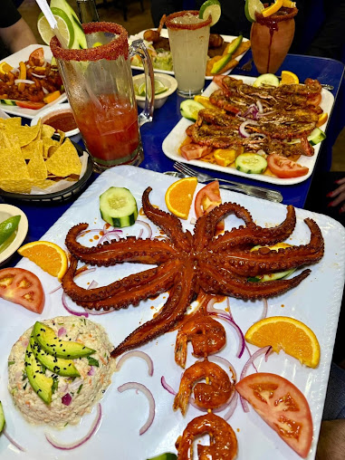 Photo Mariscos La Marea Haltom City - 17