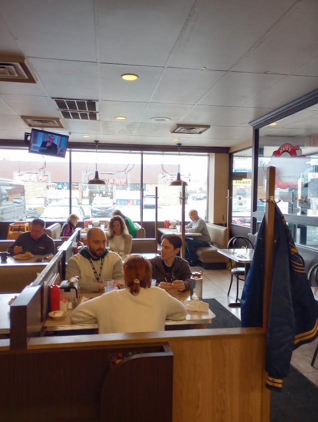 Photo Marks Mid Town Coney Island - 13