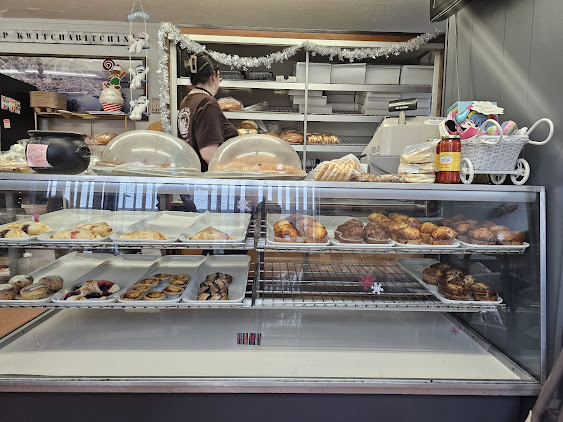 Photo Mary Ellens Portuguese Bakery - 26
