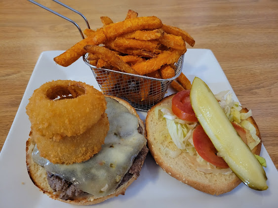 Photo Mathews Grill And Deli - 13