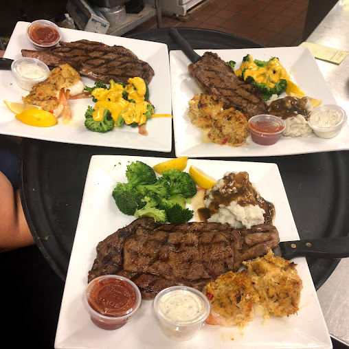 Photo Mathews Grill And Deli - 17