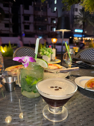 Photo Maxines Bistro And Bar American Restaurant In Miami Beach - 19