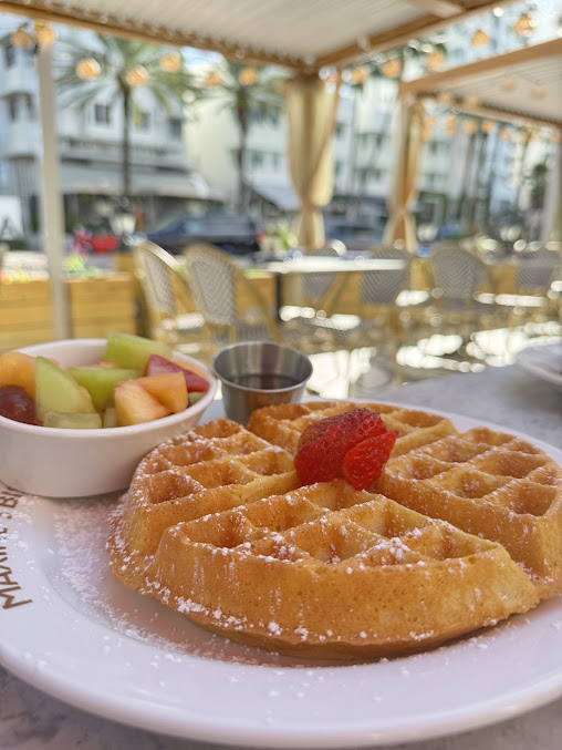 Photo Maxines Bistro And Bar American Restaurant In Miami Beach - 25