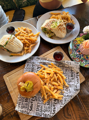 Photo Maxines Bistro And Bar American Restaurant In Miami Beach - 26