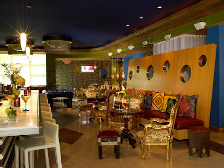 Photo Maxines Bistro And Bar American Restaurant In Miami Beach - 28