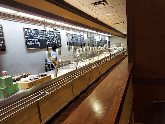 Photo Mcl Restaurant Bakery Muncie - 12