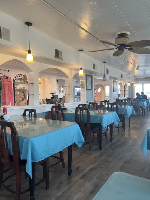 Photo Mermaids Restaurant - 15