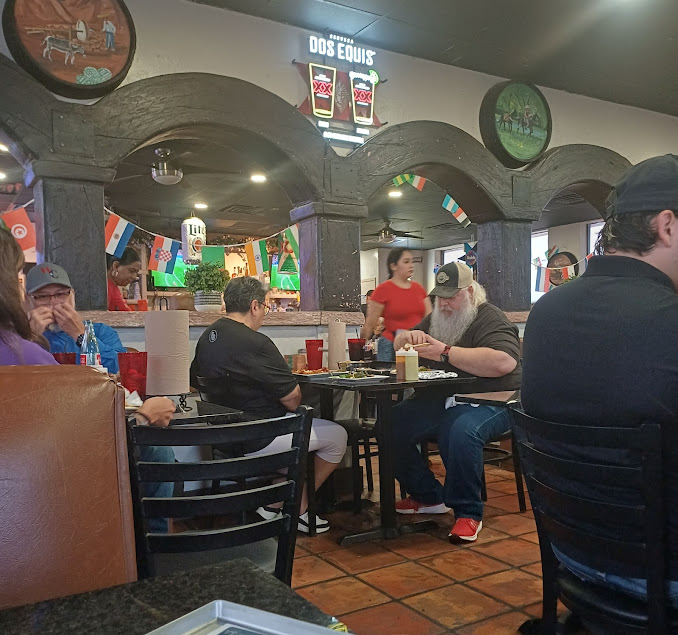 Photo Mexicano Bar Grill 3 - 36