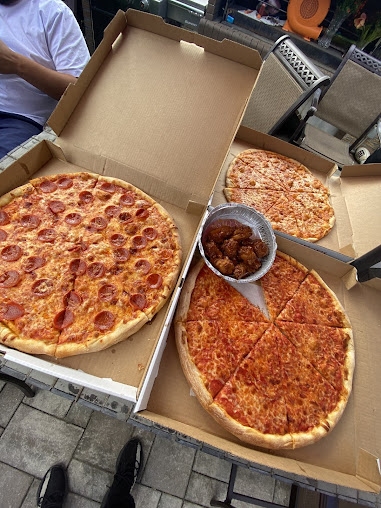 Photo Michael Sons Italian Food Pizza - 18