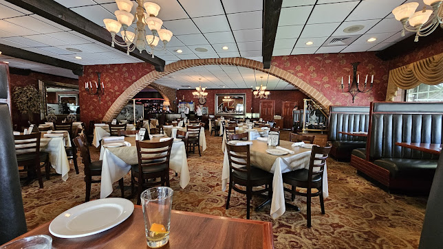 Photo Michaels Italian Restaurant Waukesha - 20