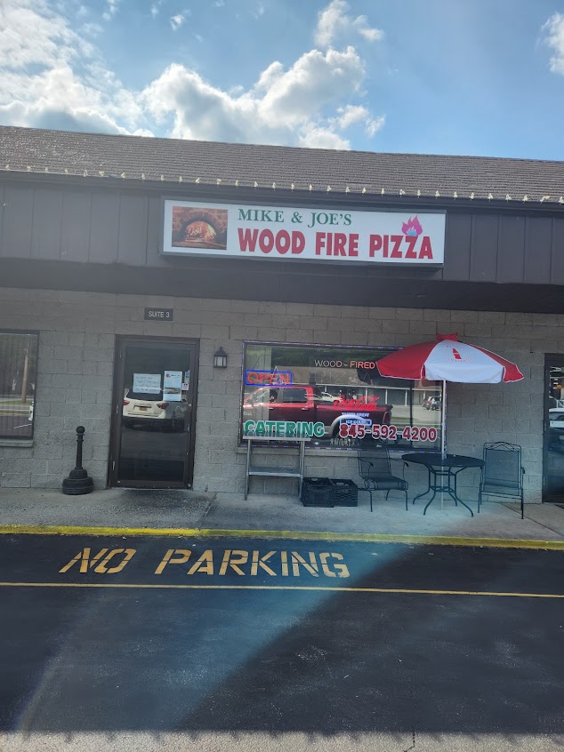 Photo Mike And Joes Wood Fire Pizza Hopewell Jct - 13