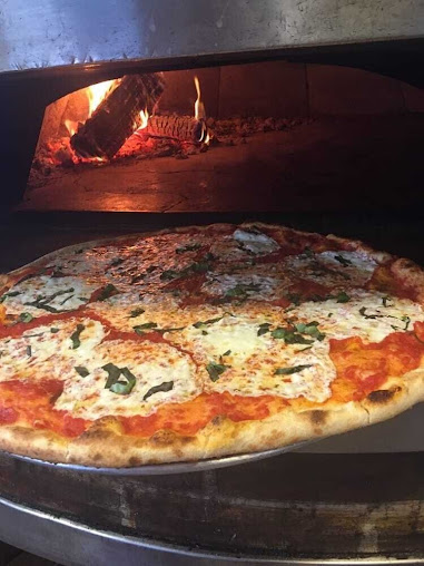 Photo Mike Joes Wood Fired Pizza Pasta - 11