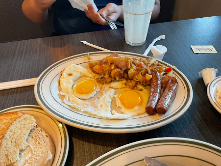 Photo Mike's Diner Of Brooklyn - 22