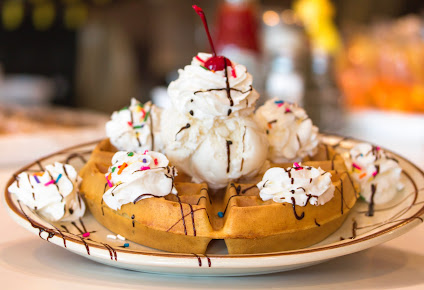 Photo Mike's Diner Of Brooklyn - 27