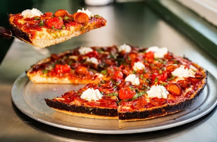 Photo Milly's Pizza In The Pan- West Town - 14