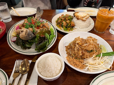 Photo Mitr Thai Restaurant - 22