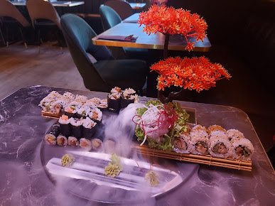 Photo Moi Sunrise Sushi Grill Asia Fusion - 14