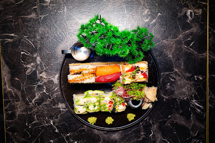 Photo Moi Sunrise Sushi Grill Asia Fusion - 17