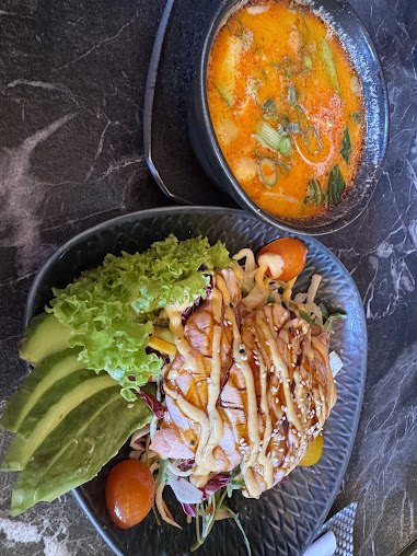 Photo Moi Sunrise Sushi Grill Asia Fusion - 22