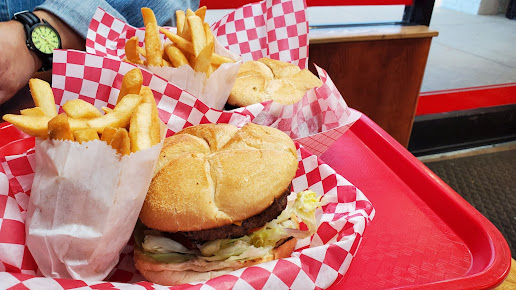 Photo Mojo's Grill - 24