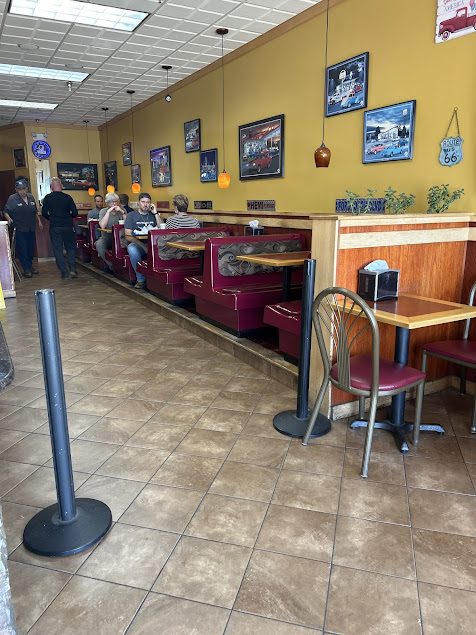 Photo Mojo's Grill - 31