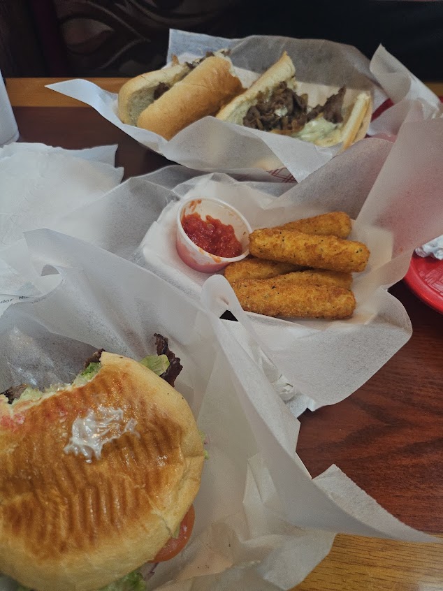 Photo Mojo's Grill - 33