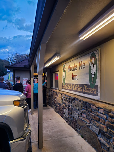 Photo Monte Ne Inn Chicken - 13