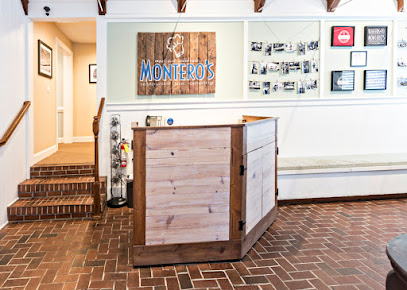 Photo Monteros Restaurant Bar And Catering - 13
