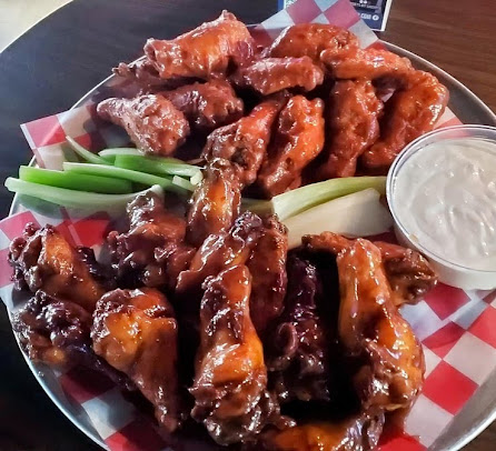 Photo Moon Tavern & Entertainment Complex - 16