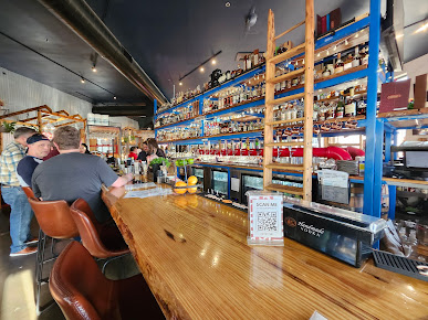 Photo Mpm Tiki Sports Bar - 20